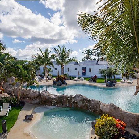 R2 Romantic Fantasia Suites & Dreams - Adults Only Tarajalejo Bagian luar foto