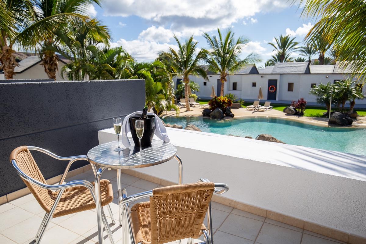 R2 Romantic Fantasia Suites & Dreams - Adults Only Tarajalejo Bagian luar foto