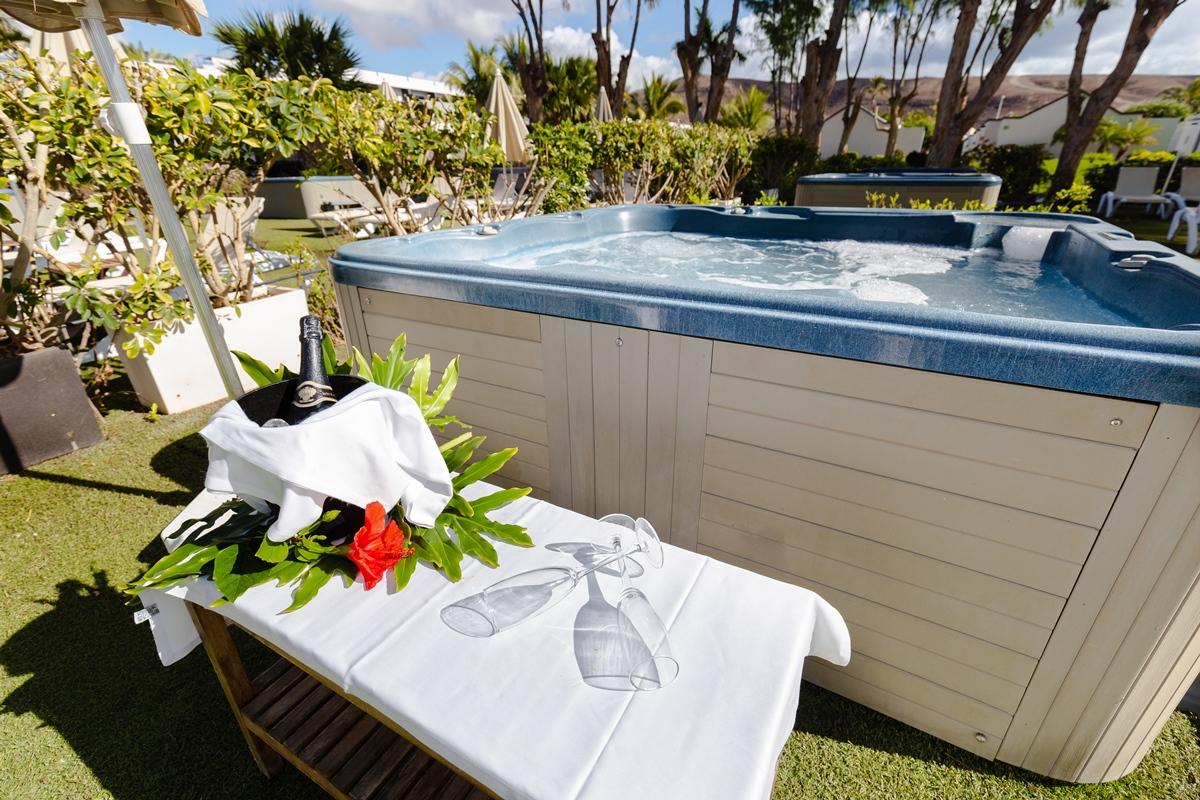 R2 Romantic Fantasia Suites & Dreams - Adults Only Tarajalejo Bagian luar foto